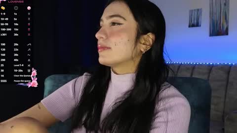 Snapshot of zaradames_ chatting on 20, 10, 2025 zaradames_ online show from 20, 10, 2025