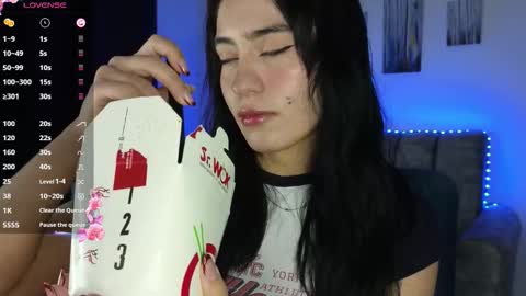 Snapshot of zaradames_ chatting on 24, 10, 2025 zaradames_ online show from 24, 10, 2025