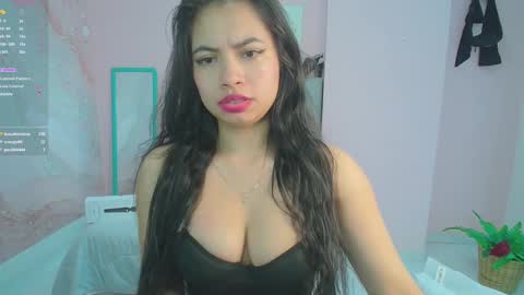 Zarah  online show from 7, 1, 2025