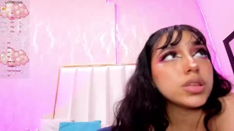 Snapshot of zarahfoster chatting on 7, 12, 2024 online show from 7, 12, 2024