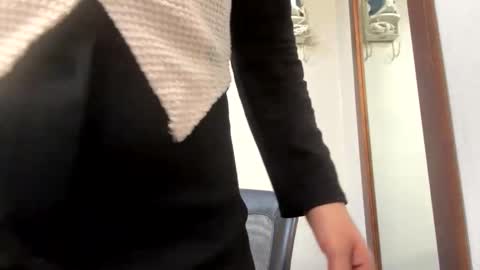 Snapshot of zarayaa_v chatting on 14, 1, 2026 zarayaa_v online show from 14, 1, 2026