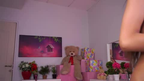 zariavera online show from 31, 10, 2025