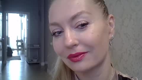 Zarina Swift online show from 28, 2, 2025