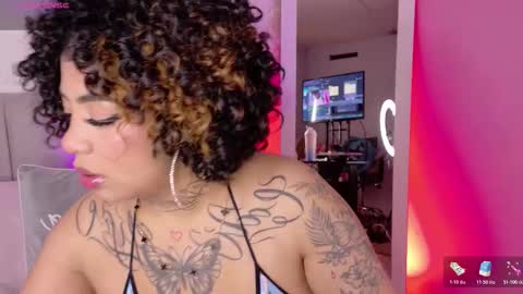 Snapshot of zaya_1 chatting on 24, 11, 2025 zaya_1 online show from 24, 11, 2025