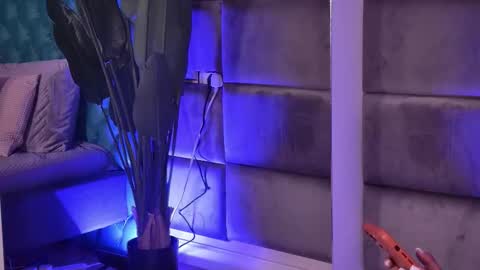 Mira online show from 10, 11, 2025