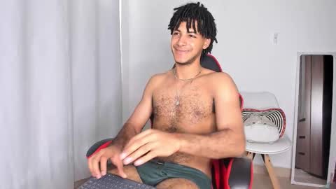 Snapshot of zayn_moreno chatting on 23, 2, 2026 zayn 3 online show from 23, 2, 2026