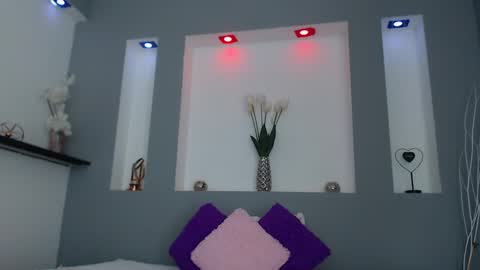 Karolyne online show from 27, 2, 2025