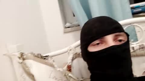 zenek1989007 online show from 20, 12, 2024