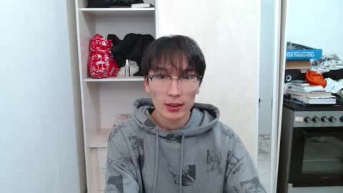 Snapshot of zengom chatting on 16, 10, 2025 Zen online show from 16, 10, 2025