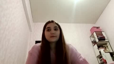 zeniabrossoit online show from 9, 3, 2026