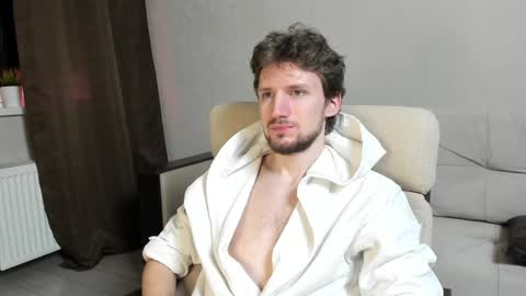 Snapshot of zepanl chatting on 1, 2, 2025 Andrew online show from 1, 2, 2025