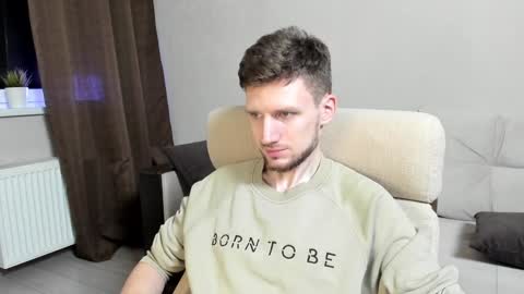 Snapshot of zepanl chatting on 5, 2, 2025 Andrew online show from 5, 2, 2025