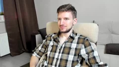 Snapshot of zepanl chatting on 12, 2, 2025 Andrew online show from 12, 2, 2025