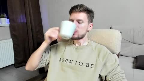 Snapshot of zepanl chatting on 18, 2, 2025 Andrew online show from 18, 2, 2025