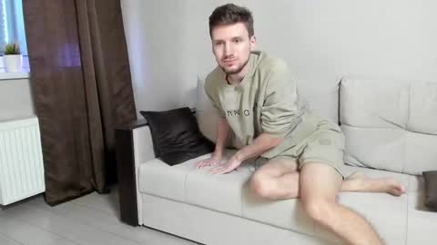 Snapshot of zepanl chatting on 18, 2, 2025 Andrew online show from 18, 2, 2025