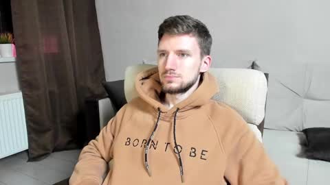 Snapshot of zepanl chatting on 22, 2, 2025 Andrew online show from 22, 2, 2025