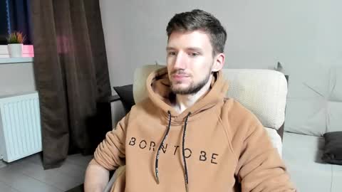 Snapshot of zepanl chatting on 23, 2, 2025 Andrew online show from 23, 2, 2025