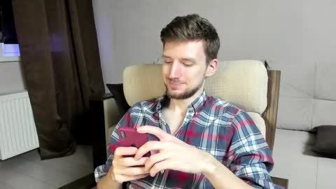 Snapshot of zepanl chatting on 8, 3, 2025 Andrew online show from 8, 3, 2025