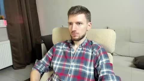 Snapshot of zepanl chatting on 16, 9, 2025 Andrew online show from 16, 9, 2025