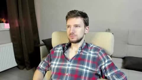 Snapshot of zepanl chatting on 23, 10, 2025 Andrew online show from 23, 10, 2025