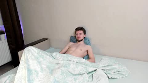 Snapshot of zepanl chatting on 7, 11, 2025 Andrew online show from 7, 11, 2025