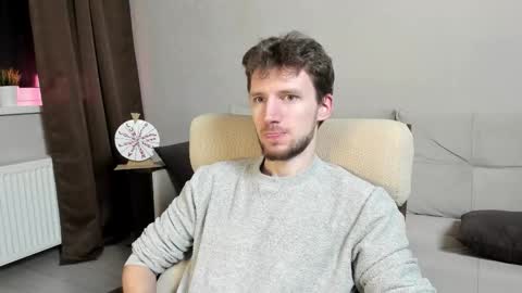 Snapshot of zepanl chatting on 24, 11, 2025 Andrew online show from 24, 11, 2025