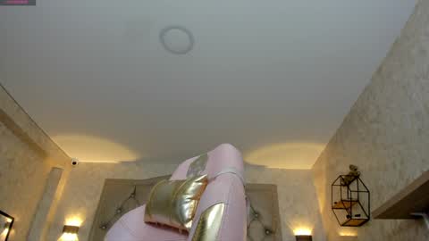 ZEPHYRA ANGELS online show from 6, 1, 2025