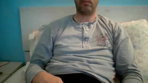 Snapshot of zeus00811 chatting on 7, 11, 2025 zeus online show from 7, 11, 2025