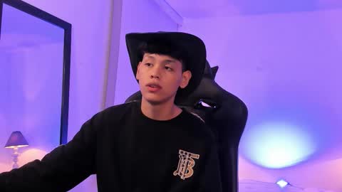 zeus_blaze online show from 4, 11, 2025