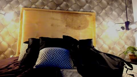 zeus online show from 19, 1, 2025