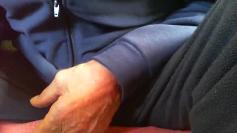 zevioo77 online show from 25, 10, 2025