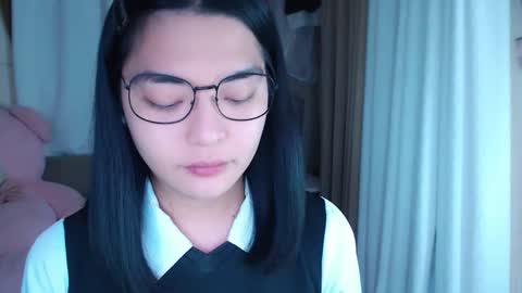 im your lovely zhaviabigcock here online show from 4, 1, 2025