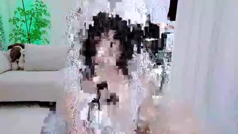 Snapshot of zhen0 chatting on 1, 11, 2025 zhen online show from 1, 11, 2025