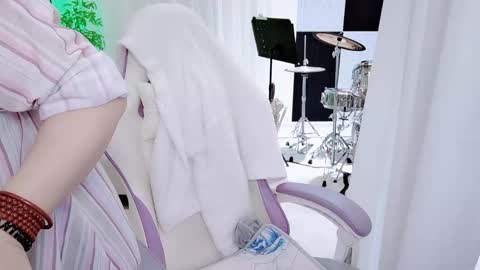 Snapshot of zhen0 chatting on 20, 11, 2025 zhen online show from 20, 11, 2025