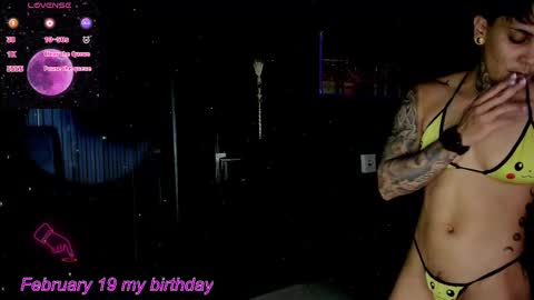 Snapshot of zhoestrong chatting on 16, 2, 2025 zhoestrong online show from 16, 2, 2025