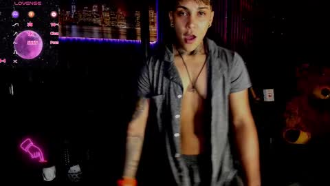 Snapshot of zhoestrong chatting on 26, 2, 2025 zhoestrong online show from 26, 2, 2025