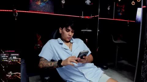 zhoestrong online show from 13, 12, 2025