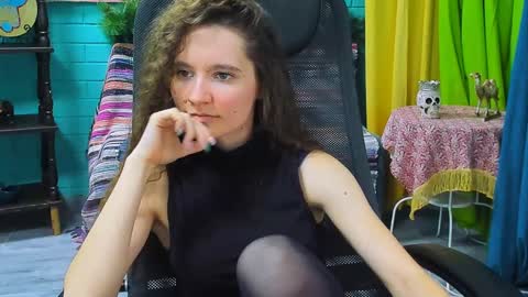 zianichols online show from 21, 1, 2025