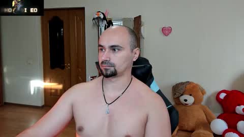 Ziesh online show from 14, 10, 2025