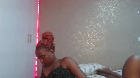 Zinadine online show from 4, 3, 2026