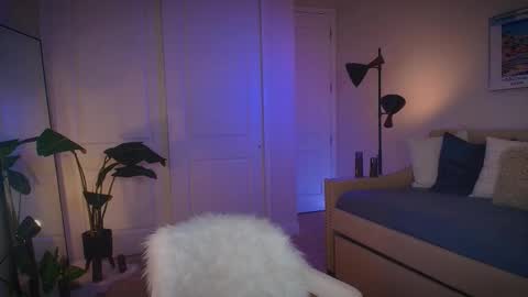 Zara  Join next live  at 5PM EST  online show from 16, 10, 2025