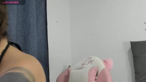 Snapshot of zoe69__ chatting on 23, 1, 2025 ZOE online show from 23, 1, 2025