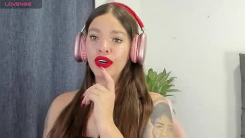 Snapshot of zoe69__ chatting on 2, 3, 2025 ZOE online show from 2, 3, 2025