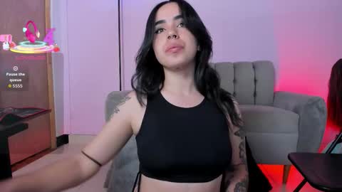 Snapshot of zoe6x chatting on 27, 11, 2025 zoe online show from 27, 11, 2025