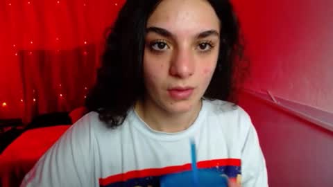 zoe_0111 online show from 14, 2, 2025