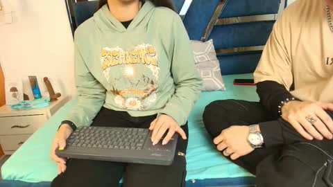 Snapshot of zoe_and_dylan_ chatting on 2, 12, 2025 Zoe and dylan online show from 2, 12, 2025