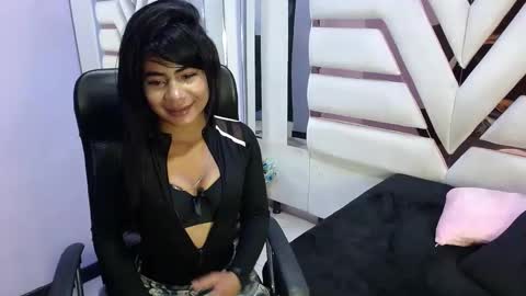 Zoe Browns online show from 17, 10, 2025