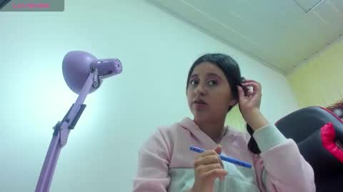 Snapshot of zoe_connor19 chatting on 11, 1, 2026 Z O E online show from 11, 1, 2026