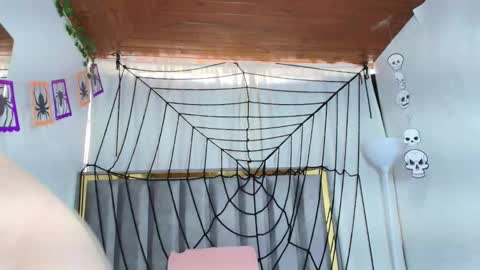 Snapshot of zoe_curvy chatting on 20, 10, 2025 Zoe online show from 20, 10, 2025