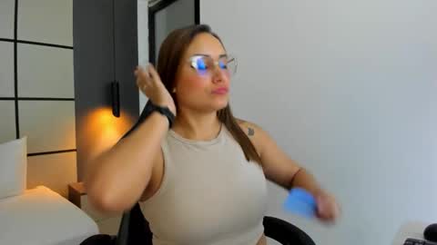 Zoe  online show from 25, 2, 2026